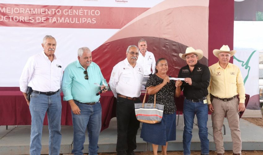 Fortalecen sector ganadero con evento de mejoramiento genético