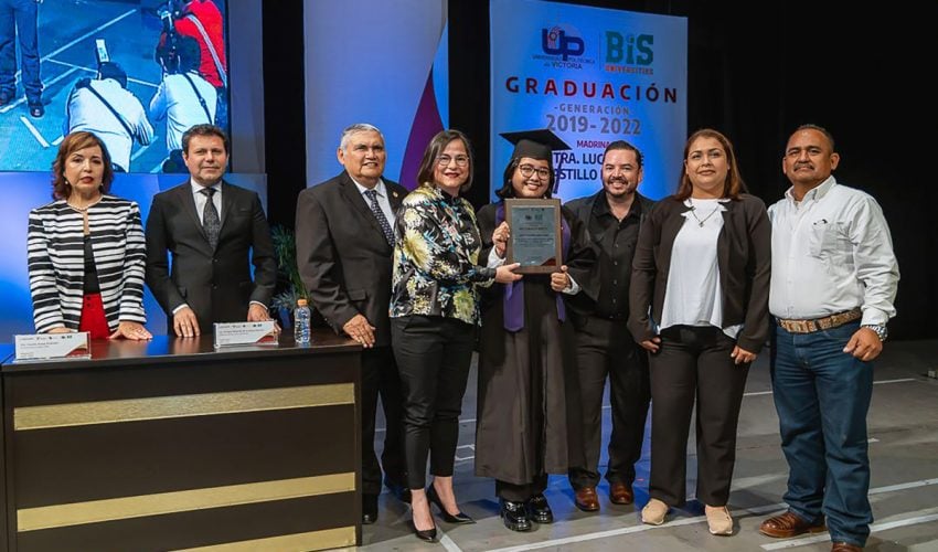 Entrega Universidad Politécnica de Victoria nueva generación de licenciados e ingenieros a Tamaulipas