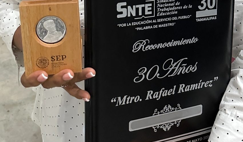 Convocan a docentes de Tamaulipas a recibir la medalla “Maestro Rafael Ramírez” 2025