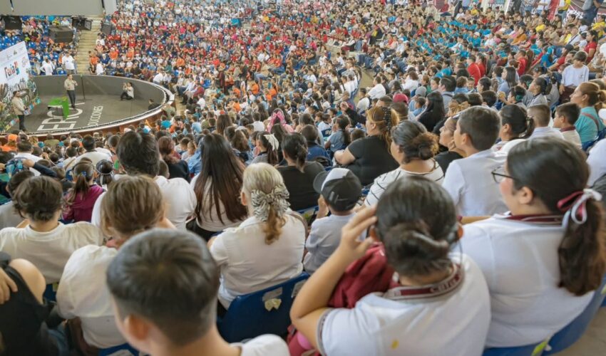 Fomenta SET el conocimiento y la diversión en recorridos escolares en Feria Tamaulipas