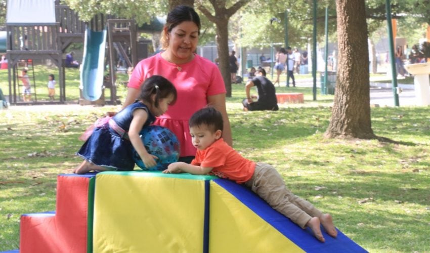 Se llevó a cabo las actividades lúdicas del Círculo de Crianza: “Libertad de Movimiento”