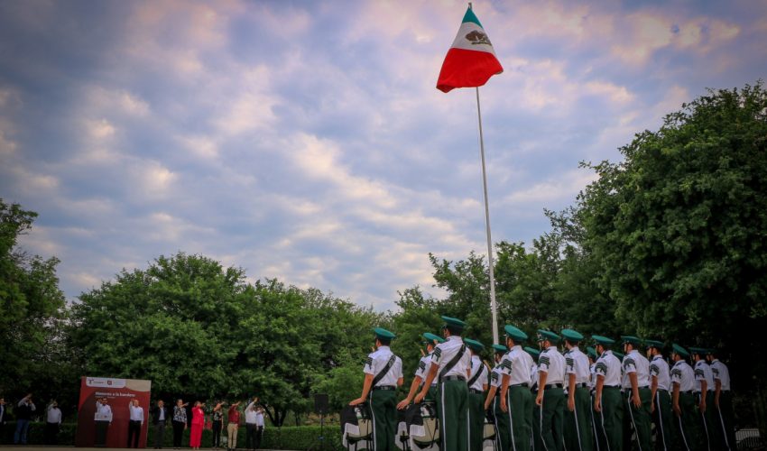 Ceremonia de Honores a los Símbolos Patrios