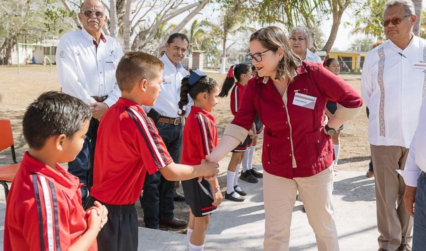Secretaria de Educación, acudió a la Escuela Primaria “Narciso Mendoza”, del poblado Las Flores de Morón, en Aldama