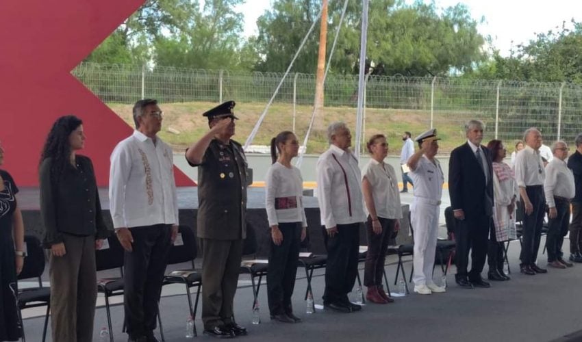 Homenaje a la memoria de uno de los héroes  Catarino Garza Rodríguez.