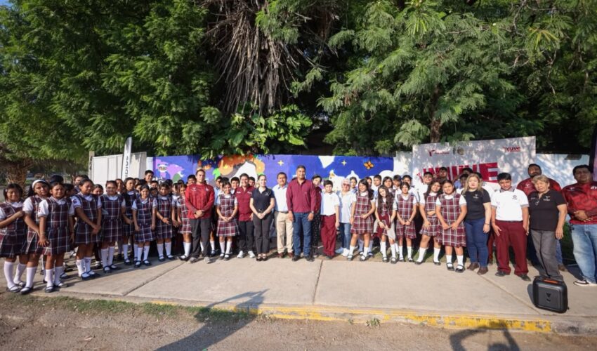 Presente Tamaulipas en la Jornada Nacional de Arte, Cultura y Participación Juvenil con la creación de un mural inspirado en el Día de Muertos