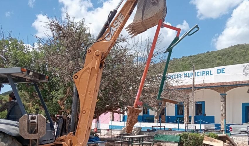 Rehabilita Gobierno de Tamaulipas plaza principal de San Nicolás