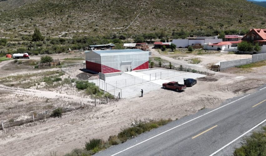 Nuevo recinto comercial en Miquihuana, punto de encuentro y venta para la comunidad