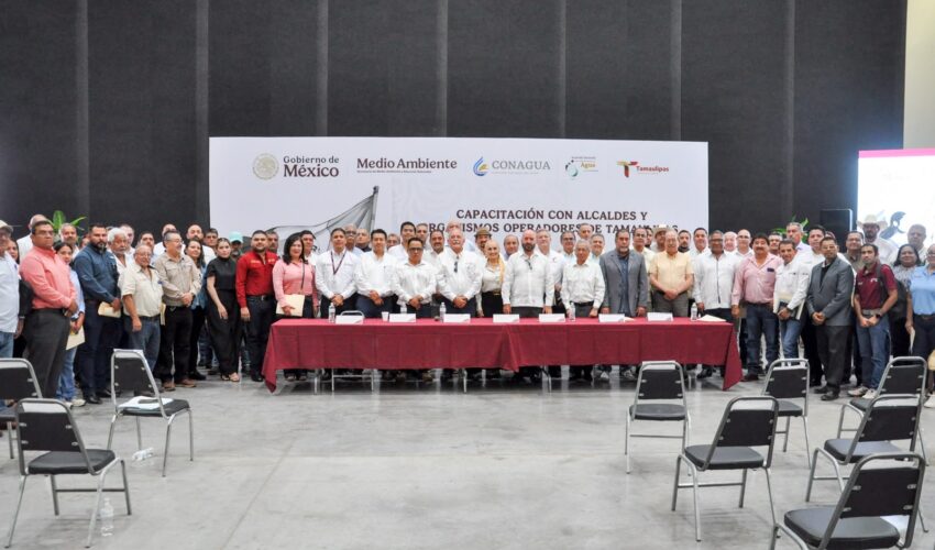 Capacitan a municipios sobre programas federales y medición de aguas nacionales
