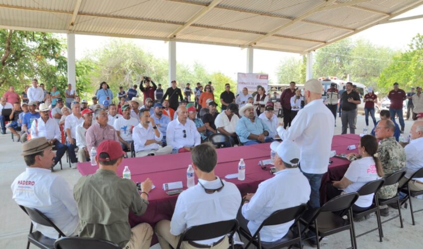 Presentan proyecto de rehabilitación de “El Camalote” ante habitantes de Pánuco
