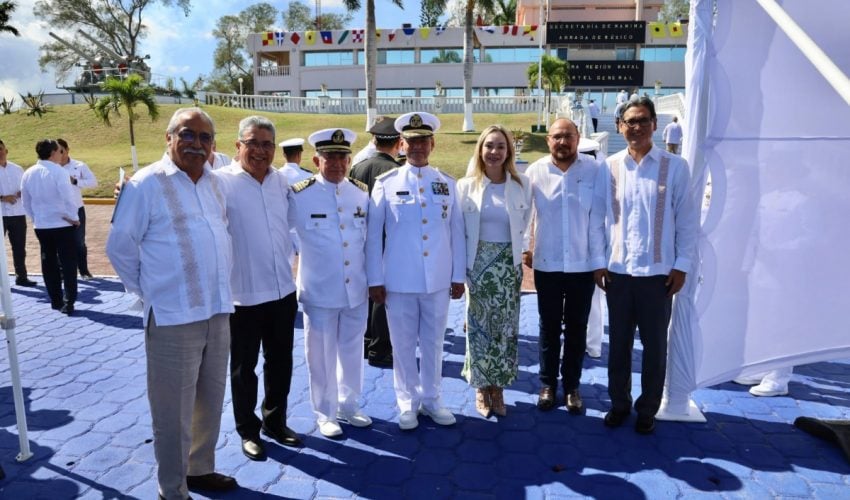 Asiste secretario general de Gobierno al 199 aniversario del “Día de la Armada de México” en la Primera Región Naval