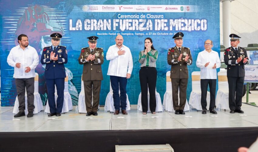 Clausura Secretario General de Gobierno exposición militar La Gran Fuerza de México en Tampico