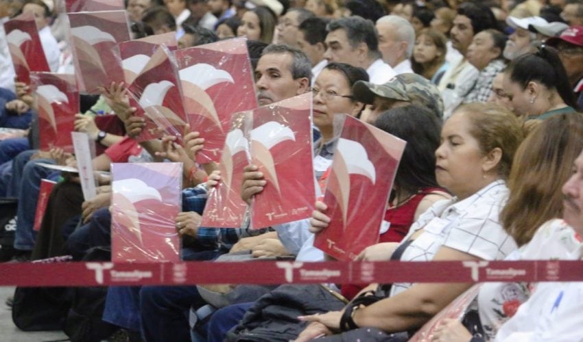 Consolida ITAVU seguridad jurídica: más de 3 mil familias recibieron escrituras en 2023