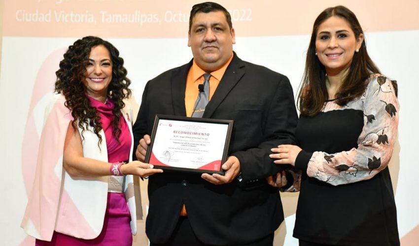 Personal de la Secretaría del Trabajo de Tamaulipas se une a sensibilización del cáncer de mama