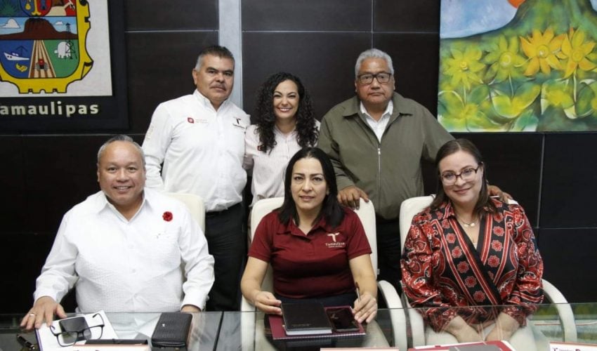 Rinde protesta el Consejo de Administración del Fondo Auxiliar para la Administración de la Justicia Laboral