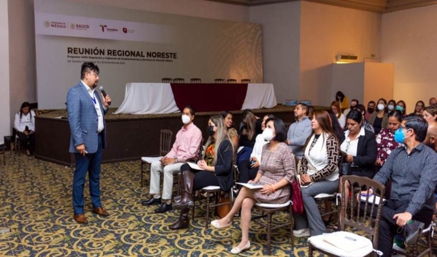Firma SST Convenio de Regulación de Atención Médica con la Federación