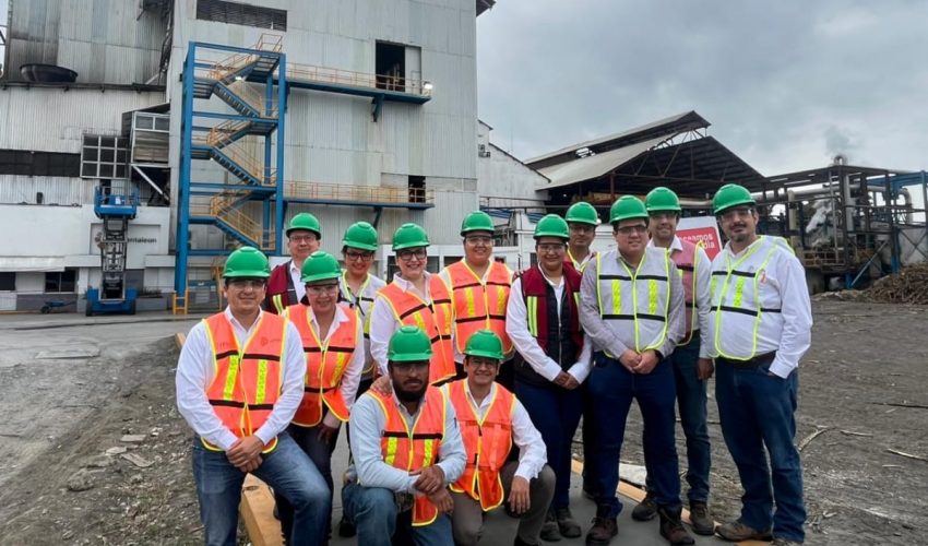 Visitan maestros y directivos del Instituto Tecnológico Superior de El Mante empresa de Grupo Pantaleon