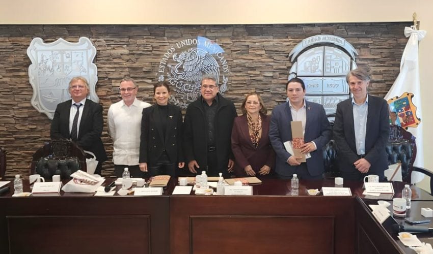Se reúnen secretaria de Economía y alcalde de Altamira con directivos de Woodside y SBM Offshore
