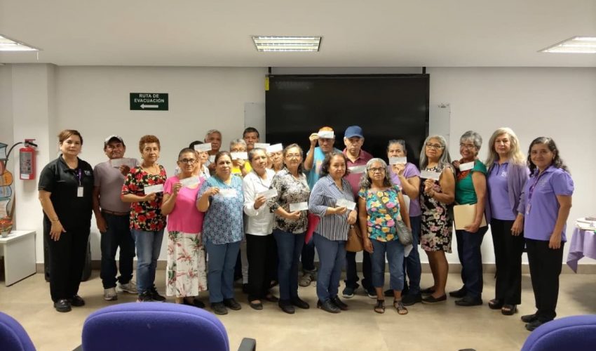 Entrega DIF Tamaulipas apoyos económicos a adultos mayores de 23 municipios