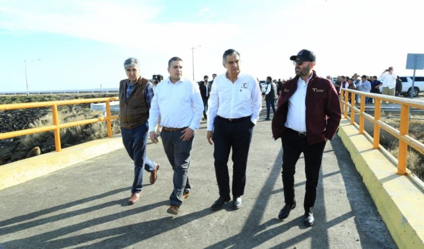 Dialoga Américo con representantes de la CILA y usuarios de la Presa Falcón
