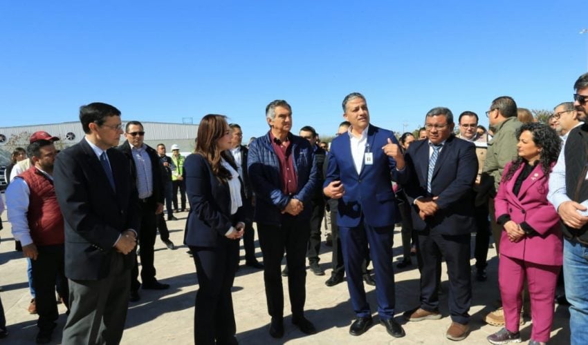 Evalúa gobernador seguridad en Nuevo Laredo y constata atención a repatriados