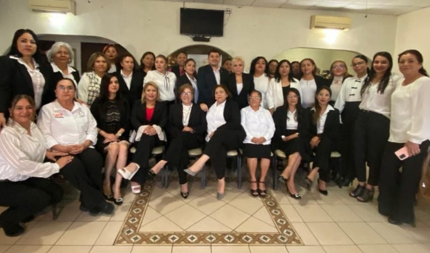 Entrega Dirección de Mediación 15 certificados a Barra de Abogadas en Tamaulipas