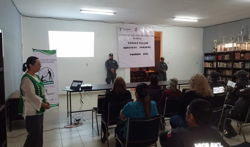 Recibe CEDES  capacitación en materia de derechos humanos