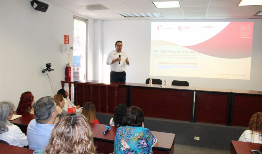 Avanza ITAVU en digitalización y protección de archivo histórico