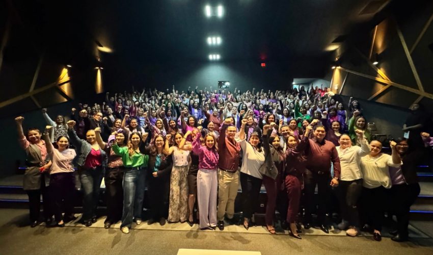 Realiza SGG conferencia El reto de las mujeres en el ámbito público (1)