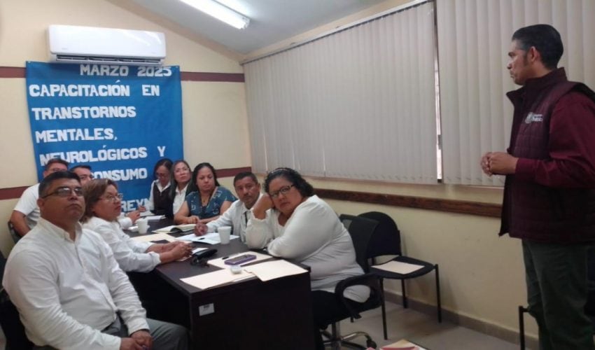 Capacita SSPT a personal de DEMA en intervención de trastornos mentales, neurológicos y por uso de sustancias