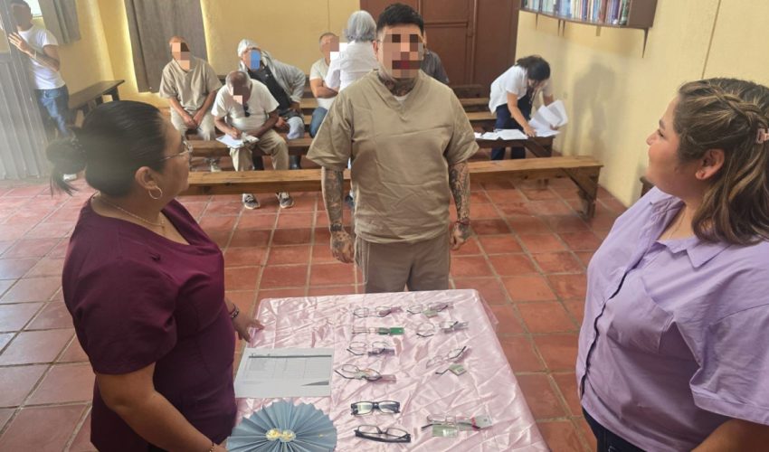 Beneficia CEDES Nuevo Laredo a PPLs con Campaña de Salud Visual