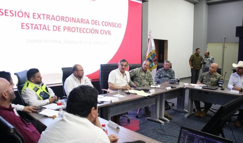 Ordena gobernador Américo Villarreal reforzar acciones preventivas ante tormenta Barry; se esperan fuertes lluvias