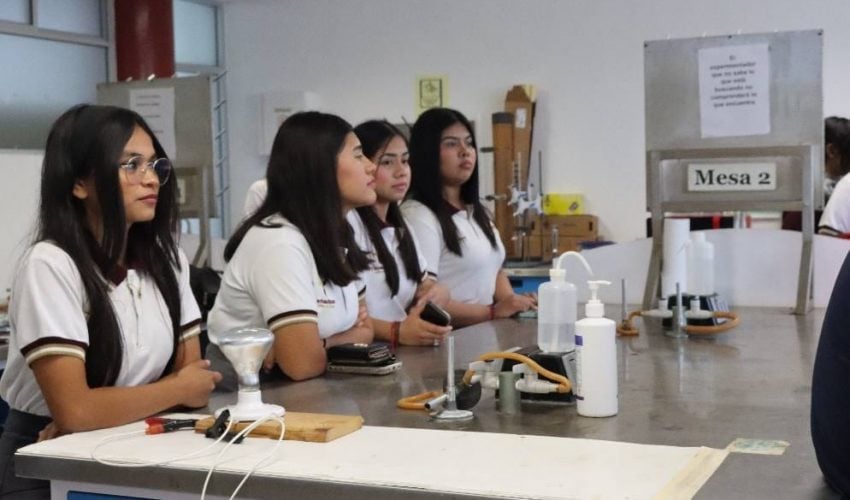 Promueve Universidad Politécnica de la Región Ribereña su oferta educativa con estudiantes de bachillerato