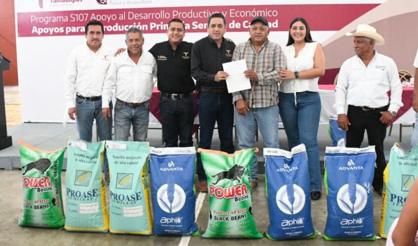Entregan más de 62 toneladas de semilla en apoyo a productores de Abasolo y Soto la Marina