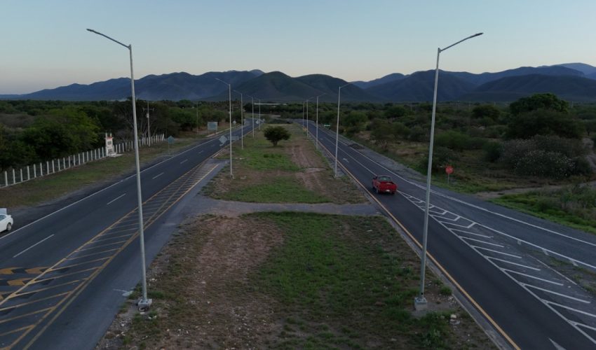 Impulsa Gobierno de Américo Villarreal desarrollo urbano con nuevas luminarias en Tamaulipas