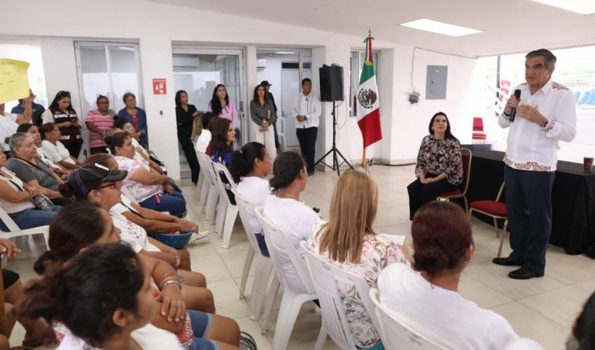 Atiende Américo demandas de las mujeres despicadoras en Tampico