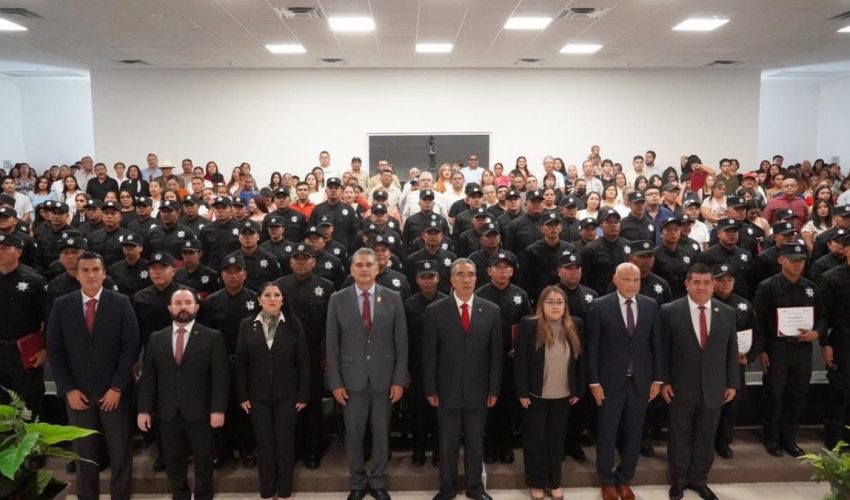 Se gradúan 83 cadetes del Curso de Formación Inicial para Guardia Estatal en la USJT