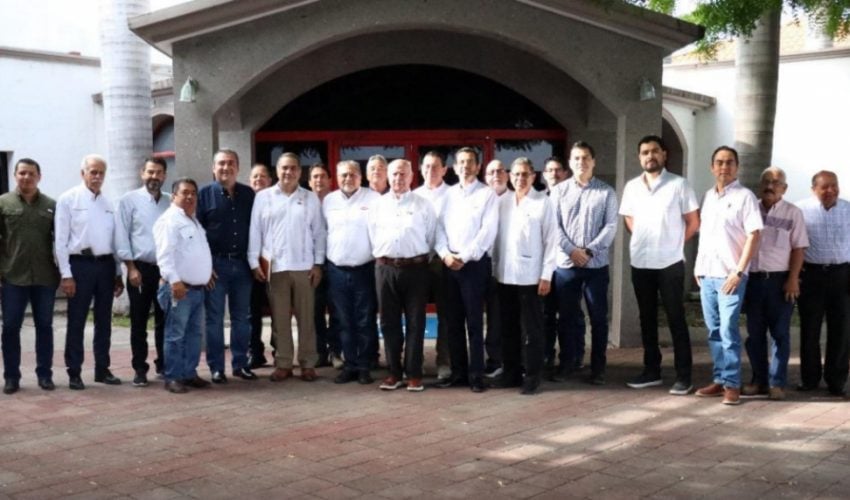 Promueve ITAVU alianza con la CMIC para impulsar vivienda con sentido social