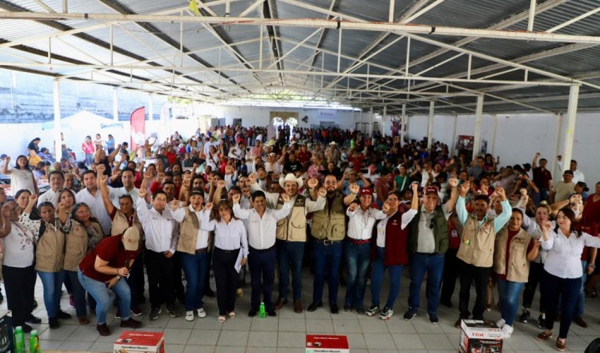 Lleva SEBIEN Mercado del Bienestar a Jaumave