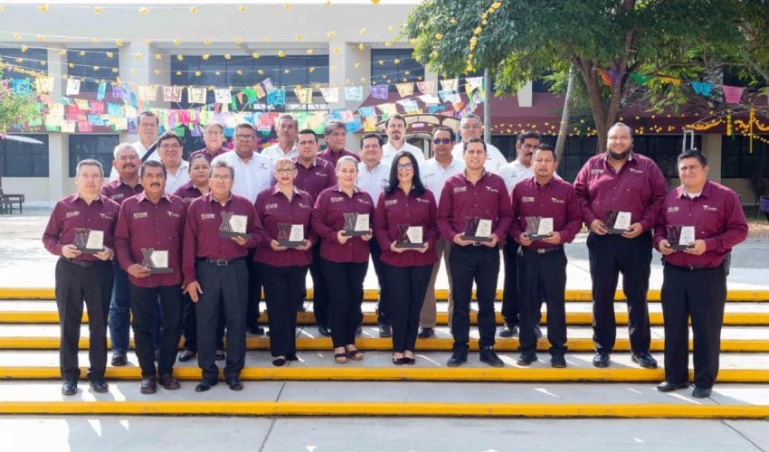 Reconoce y valora Tecnológico de El Mante a docentes y personal administrativo