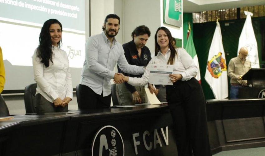 Entrega STPS constancias de capacitación y actualización a personal de Inspección y Previsión Social