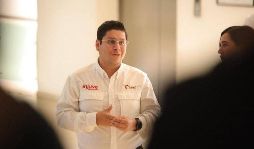 Impulsa el INJUVE acciones legislativas en materia de juventudes