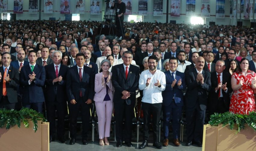 En su Cuarto Informe, el gobernador Américo Villarreal exhortó a evitar la reacción de aquellos que pretenden, desde las noticias falsas, abrir de nuevo el espacio a las oligarquías