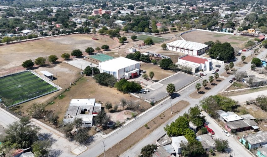 Construye Gobierno del Estado infraestructura social y deportiva en Soto la Marina