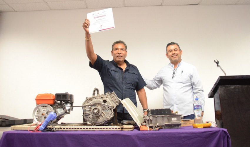 Refuerza UPV especialización de sus estudiantes con capacitación en tecnología de autos híbridos