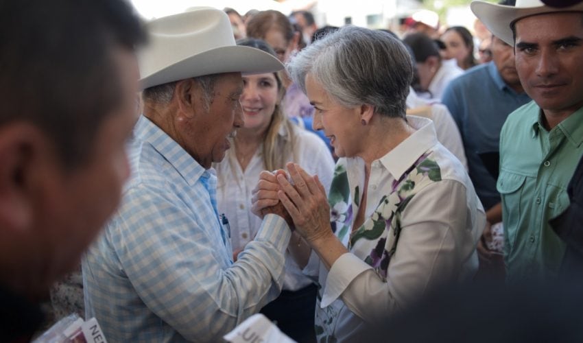DIF Tamaulipas acerca servicios gratuitos a familias de Llera con la brigada Transformando Familias