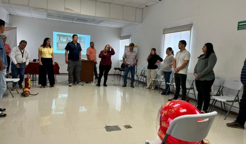 Refuerza STPS cultura de la prevención con capacitación en seguridad contra incendios para personal de COMAPA Victoria