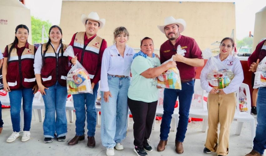 Entrega SEBIEN apoyos sociales en González